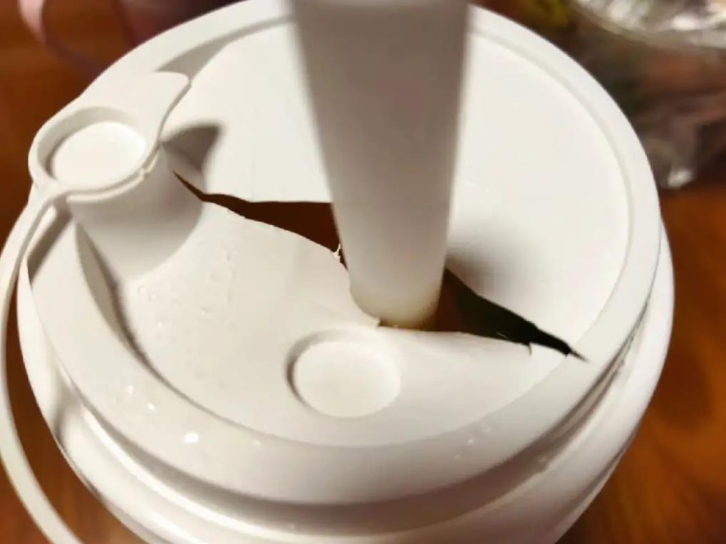 Production materials for milk tea cold drink cup manufacturers