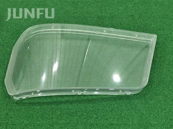 Commercial vehicle front hea...
